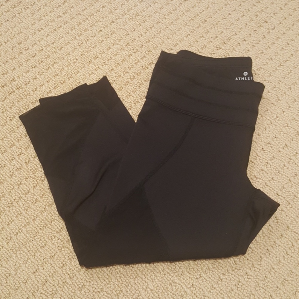 Athleta Crop Leggings